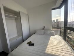 Lake Grande (D22), Condominium #635123261
